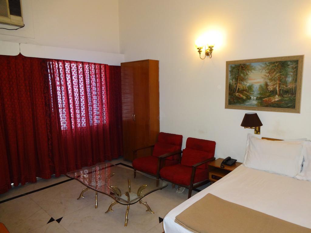 Hotel Alka Premiere Nowe Delhi Pokój zdjęcie